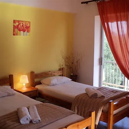 Laskaris * Dassia (Corfu)