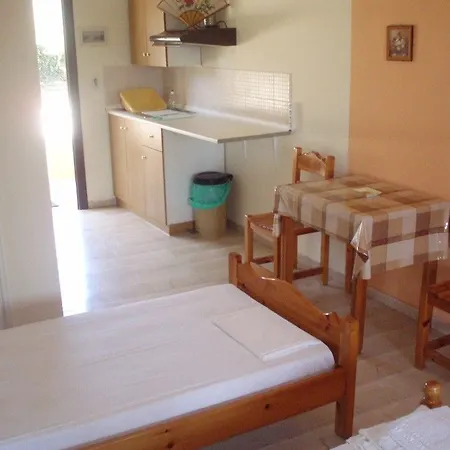 Laskaris * Dassia (Corfu)
